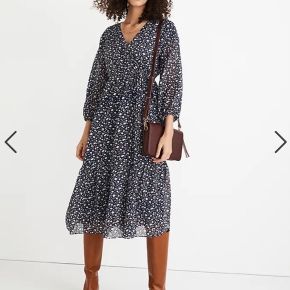 Madewell Dresses & Skirts - Madewell Tie-Waist Midi Dress